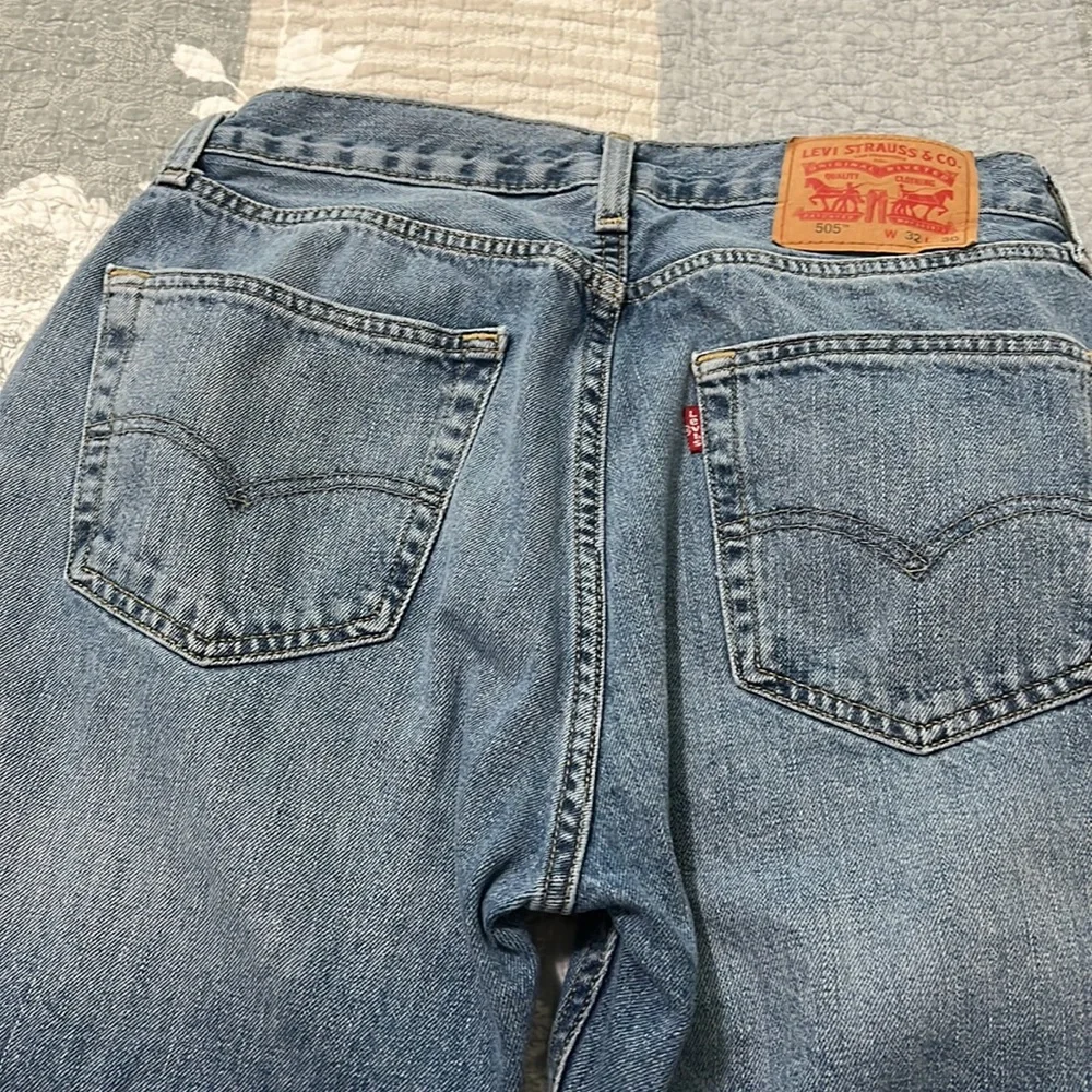 Levi’s 505 32 x 30 - Picture 5 of 5